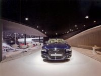 進口汽車旗艦店展廳室內展示效果-2209-07