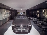 進口汽車旗艦店展廳室內展示效果-2209-08